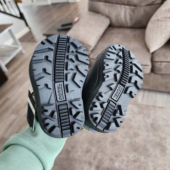 Sorel Toddler Snow Commander Boot – Black, Super Blue - Picture 7 of 8